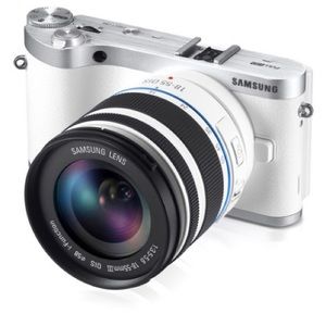 Samsung NX300 Mirrorless Digital Camera with 18-55mm f/3.5-5.6 OIS Lens (White)